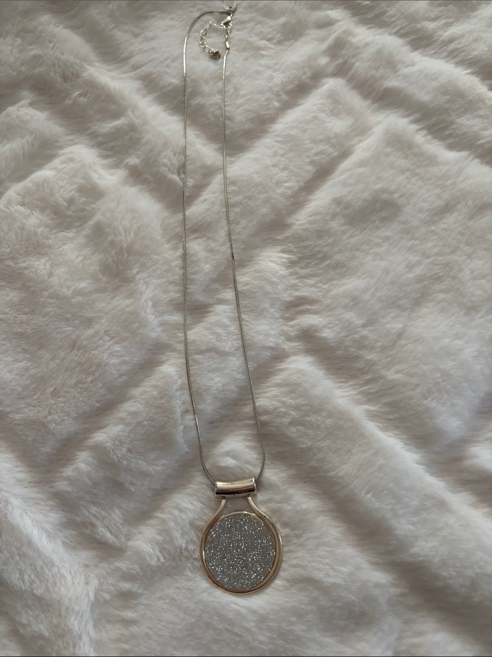 Silver Glitter Pendant Necklace - Women Jewelry